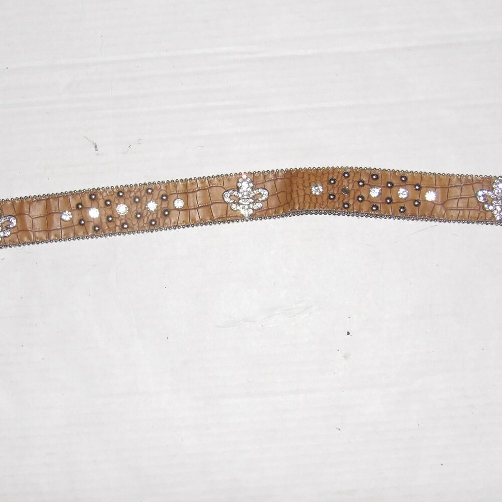Bella Mica Studded Rhinestone Western Style Ladies Belt - Picture 2 of 3